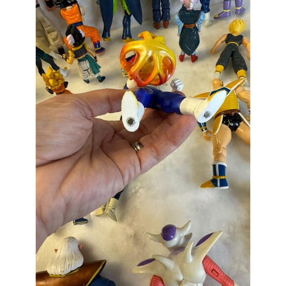 Dragon Ball Z LOT OF (27) Figures BANDAI 90s Early 2000’s - Picture 15 of 16